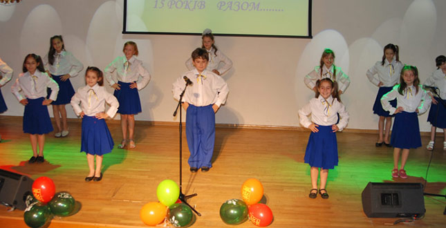 У Солом’янському районі відбувся заключний гала-концерт «Мрії збуваються» фестивалю «Барви надій»