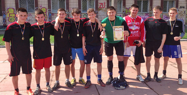 Відбулися змагання з міні-футболу серед команд ВНЗ І-ІІ рівня акредитації Солом'янського району