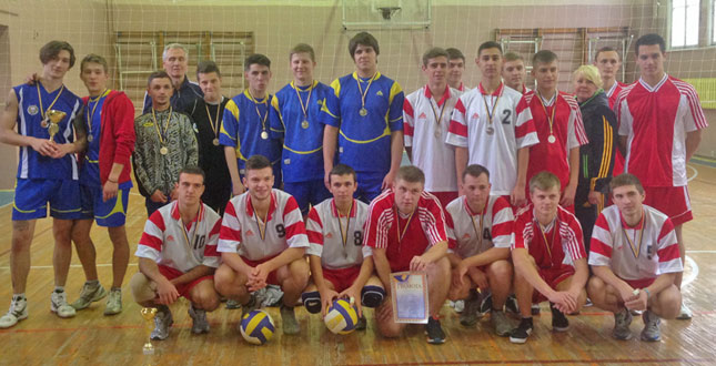 У Солом’янському районі визначили кращі команди з волейболу серед студентів