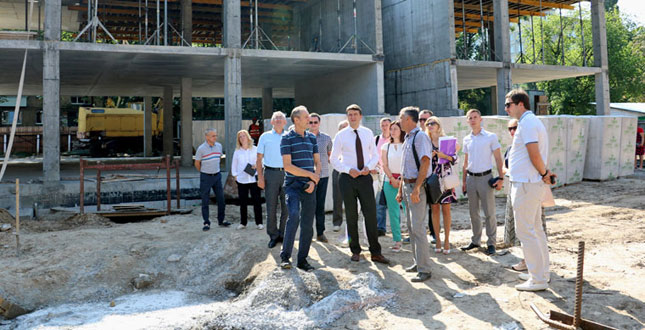 Максим Шкуро: «У Солом’янському районі триває будівництво нової школи»