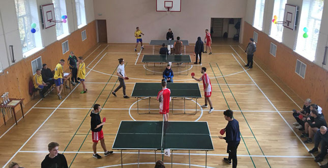 У Солом’янському районі відбулися змагання з настільного тенісу серед команд дівчат і юнаків закладів вищої освіти І-ІІ рівня акредитації