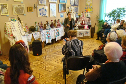 У Солом’янському районі відкрили унікальну виставку української ляльки-мотанки
