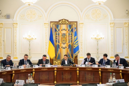 На засіданні РНБО України схвалено Стратегію нацбезпеки і оборони «Безпека людини – безпека країни»