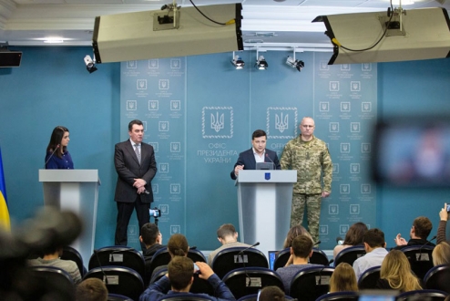 Президент України: Ситуація в зоні проведення ООС повністю контрольована