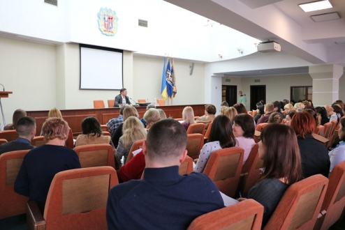 Держслужбовцям Солом’янської РДА провели лекцію щодо заповнення електронної декларації