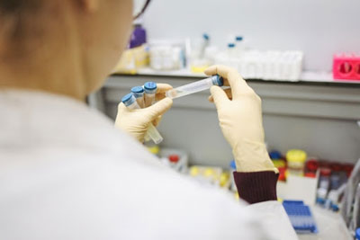 Експрес-тести будуть проводити у випадку підозри на коронавірус тільки лікарі визначених медичних закладів