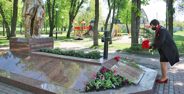 У Солом’янському районі вшанували пам’ять полеглих у Другій світовій війні