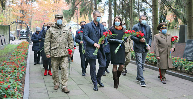У Солом’янському районі відзначили 77-у річницю з дня вигнання нацистів з Києва